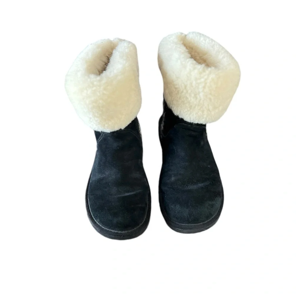 UGG Metro Tas Sheepskin Suede Leather Sherpa Shearling Black Boots